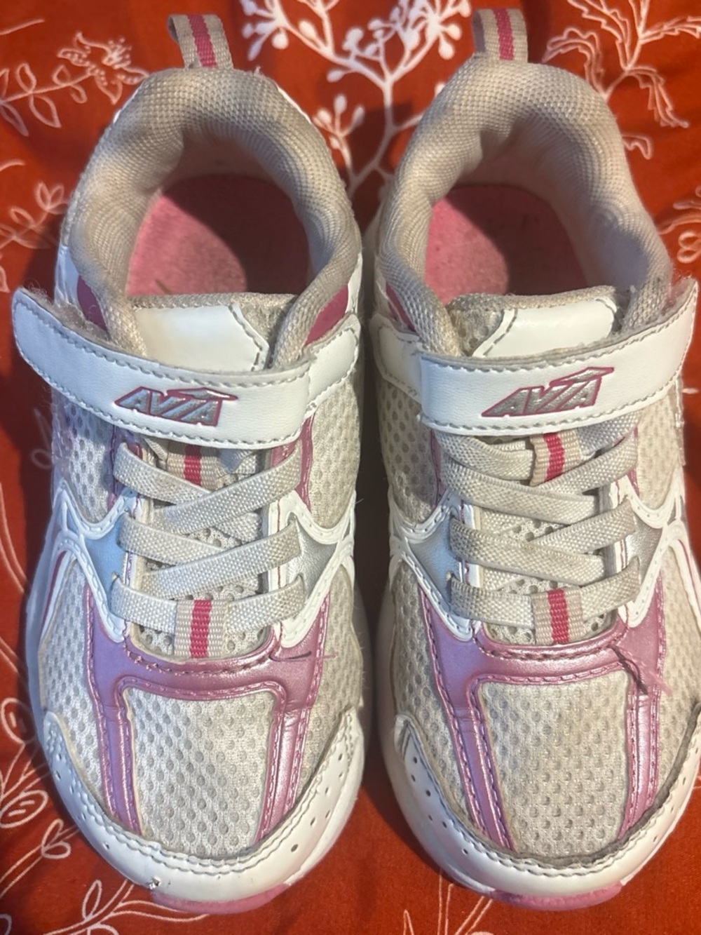 Avia Kids White and Pink Hook-and-Loop Athletic Sneakers